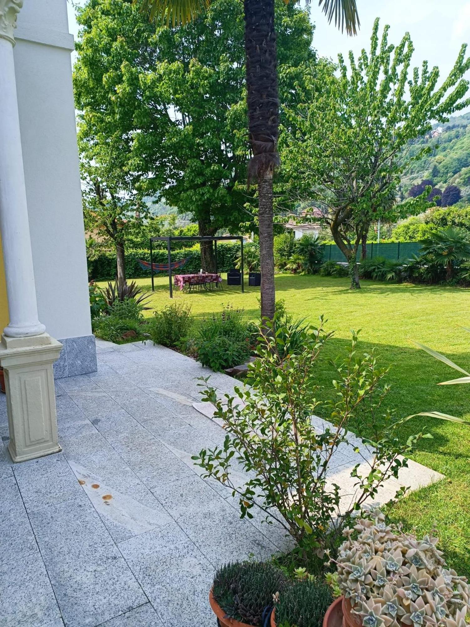 B&B Villa Preziosa Lago Maggiore Lesa Εξωτερικό φωτογραφία