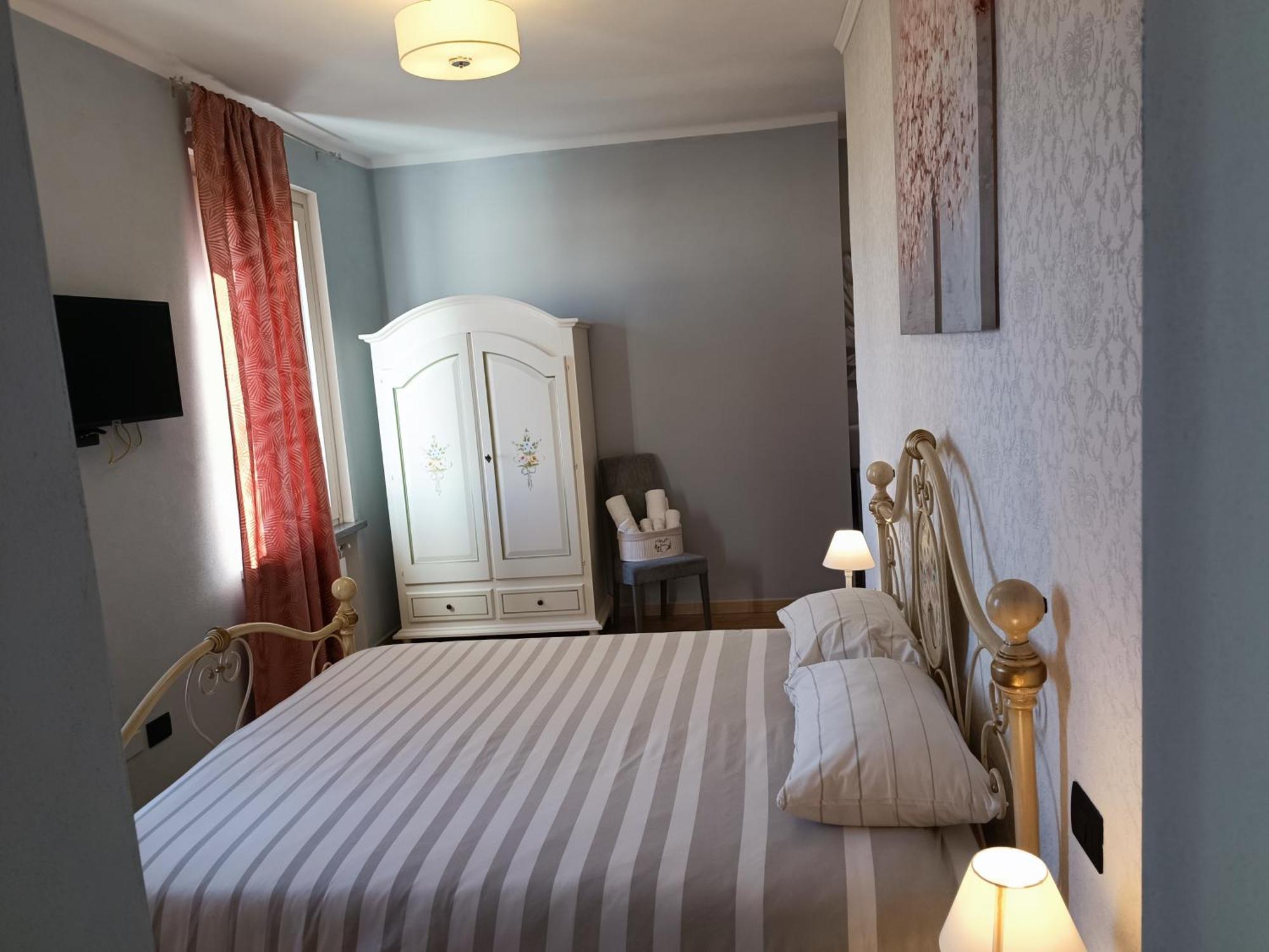 B&B Villa Preziosa Lago Maggiore Lesa Εξωτερικό φωτογραφία